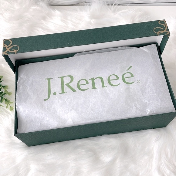 J.Renee “Adalyn” Patent Leather Kitten Heel Sling Backs - Picture 10 of 13